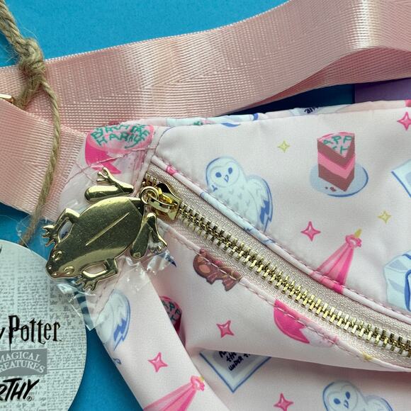 Cakeworthy Harry Potter Fanny Pack Belt Bag Hagrid Scented - Picture 7 of 11